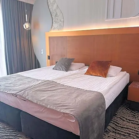 فندق Bazuny Hotel&spa كوشتيجينا