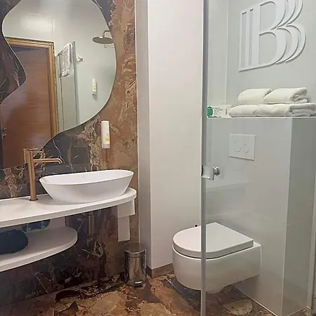 فندق Bazuny Hotel&spa كوشتيجينا